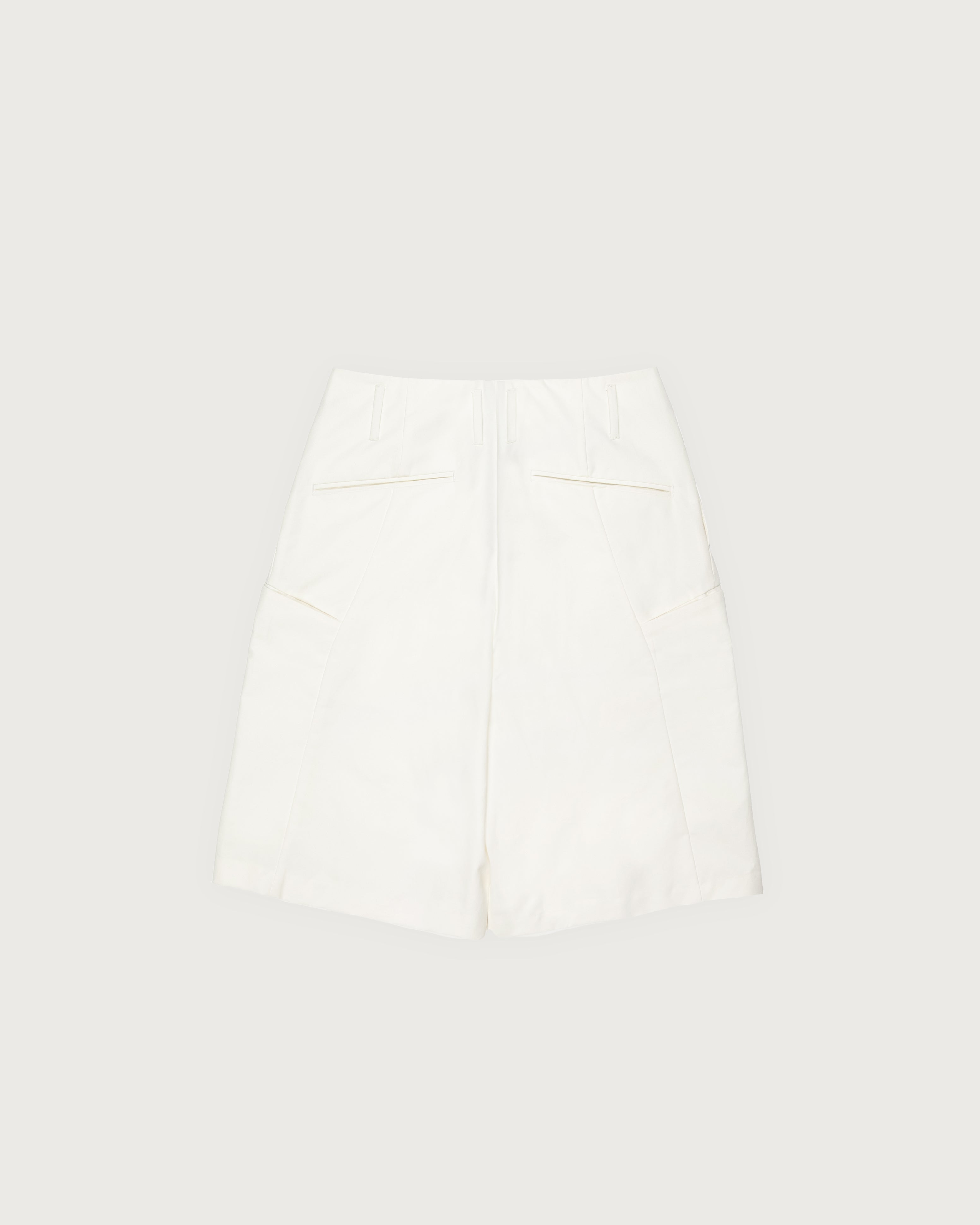 PERFORMA SHORTS IN VENTILE COTTON