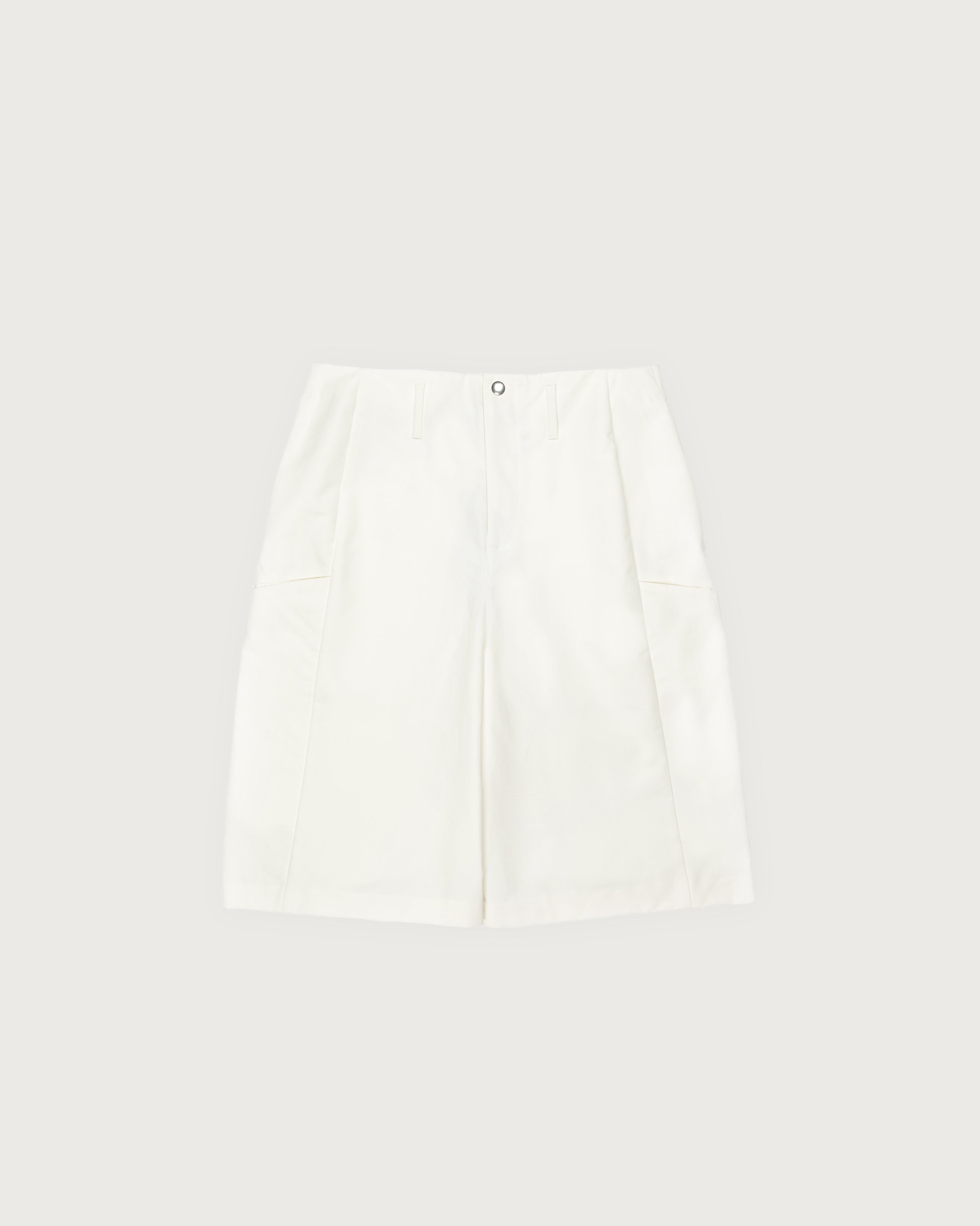 PERFORMA SHORTS IN VENTILE COTTON